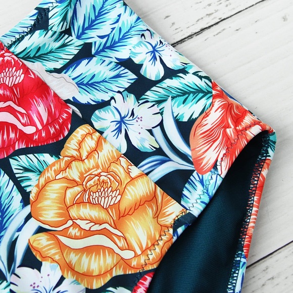 ⚡️🇺🇸🆕➕Blue triangle top high waist floral set - Picture 5 of 6